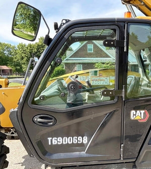 CAT telehandler door-window application for OEM 513-3136X