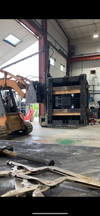 PF180 Box Flipper & Rotating Pallet Forks - product view 4