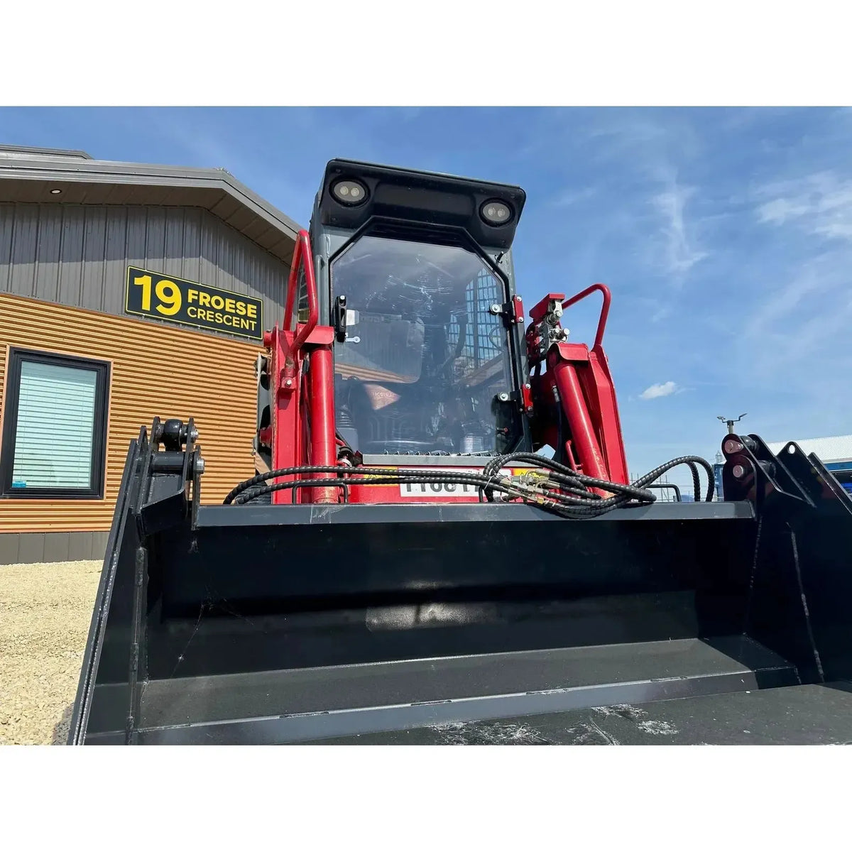 TAKEUCHI CAB ENCLOSURE | PRO-SERIES | TL6R MODEL